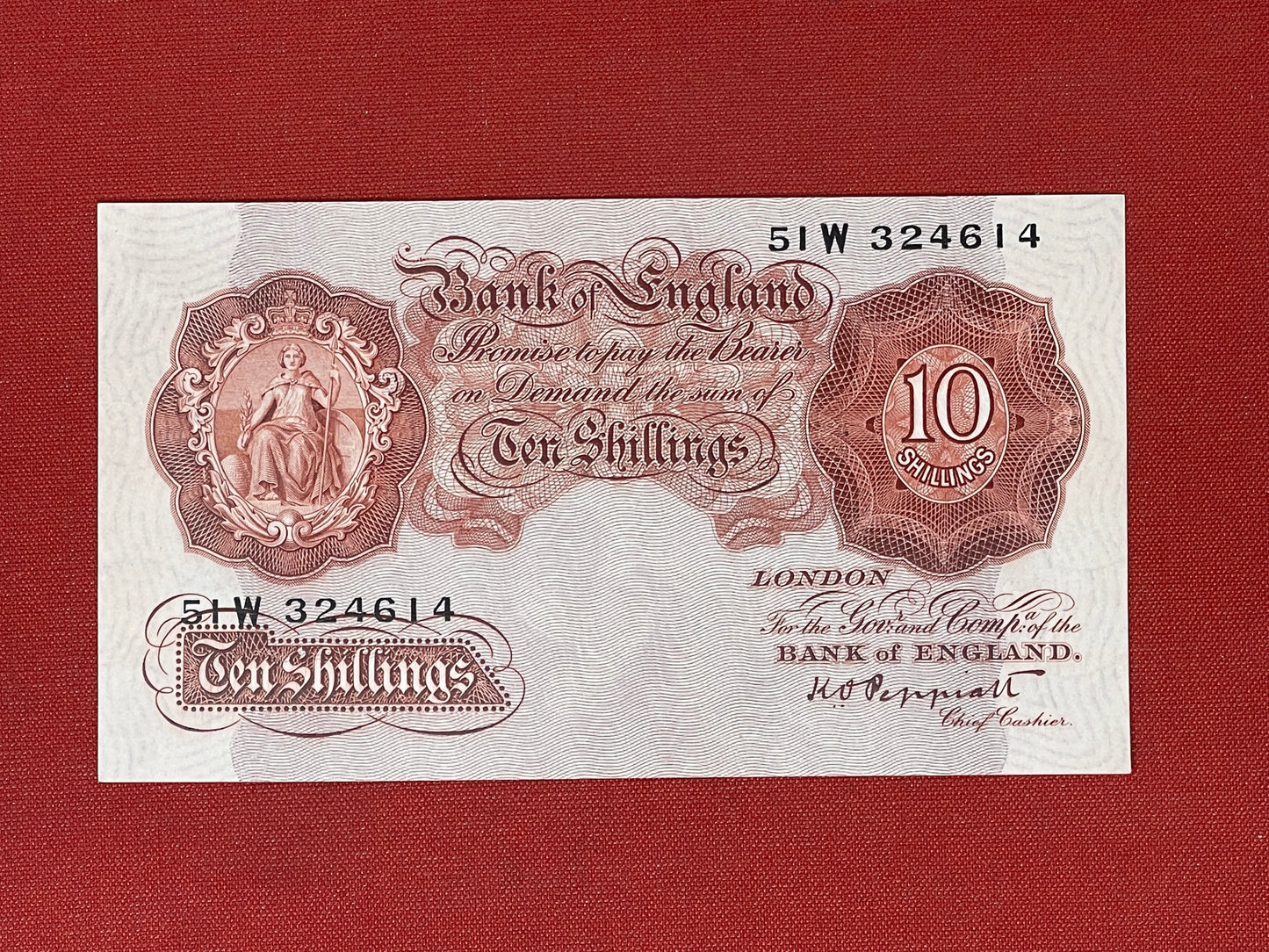 K.O.Peppiatt, 10 Shilling, 51W 324614 ( Dugg. B.210 ) Series "A" Britannia Issue