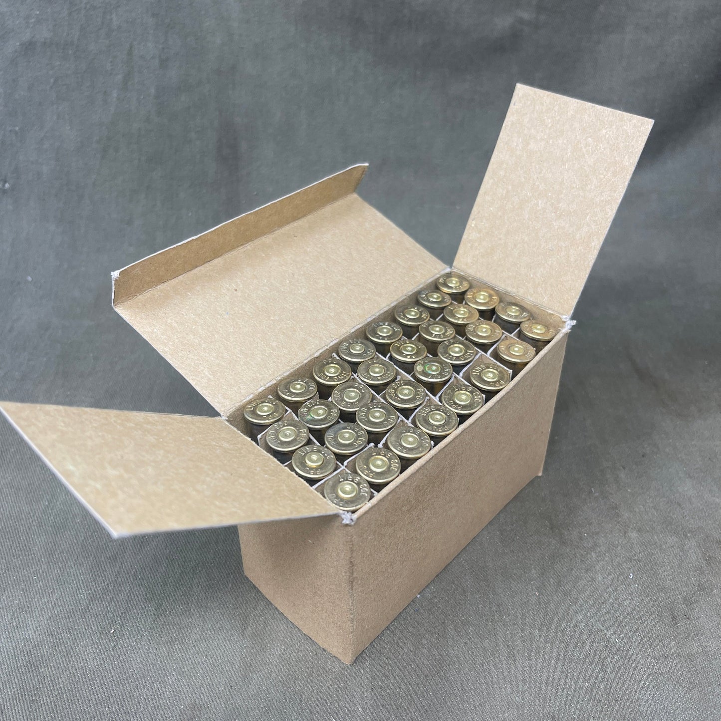 1 x 32 Round Box of Inert/ Display β .303 Lee Enfield Rounds