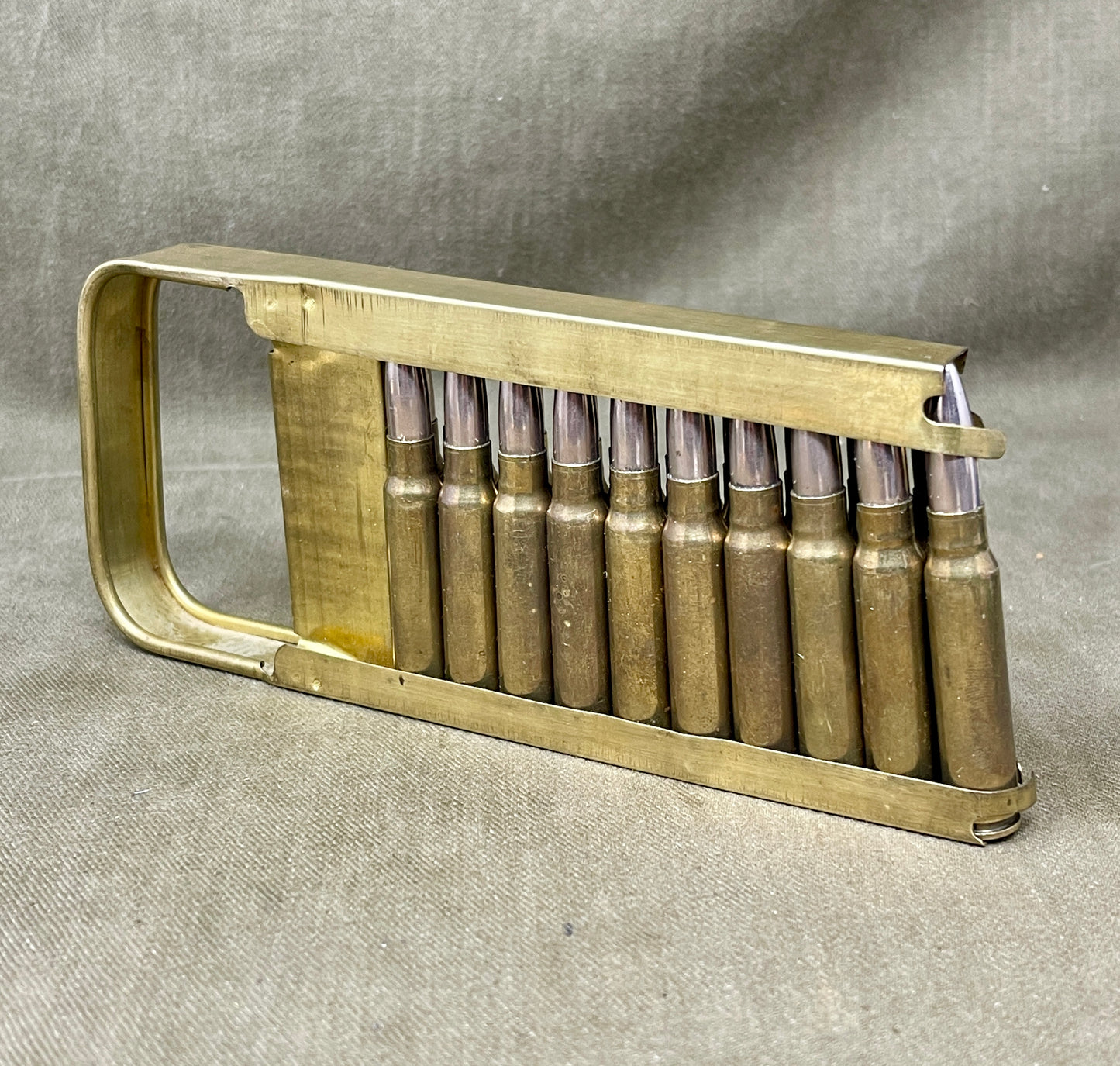 Original WWII 20× 6.5mm Carcano Rounds in Breda 30 Machine Gun Clip Stamped AA - 39