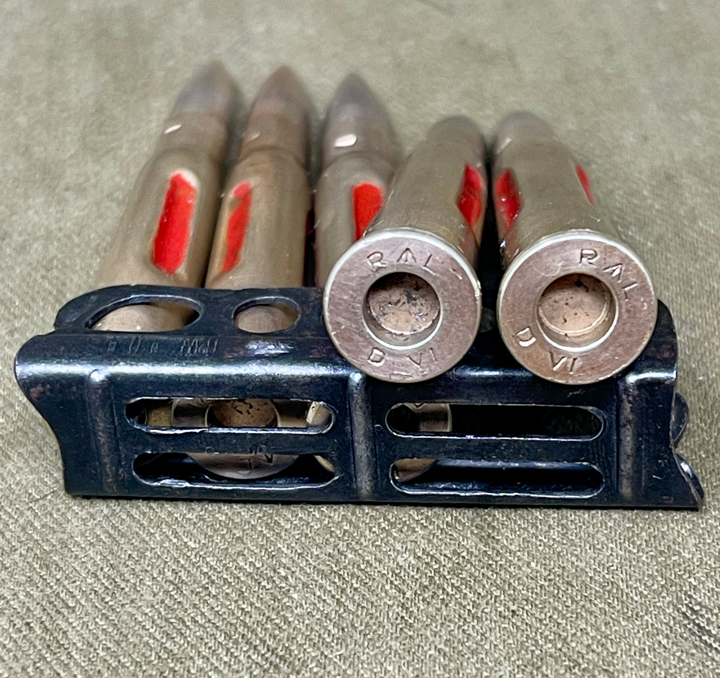 British RL Drill Rounds in WWI Charger – Royal Laboratory .303 Training Set