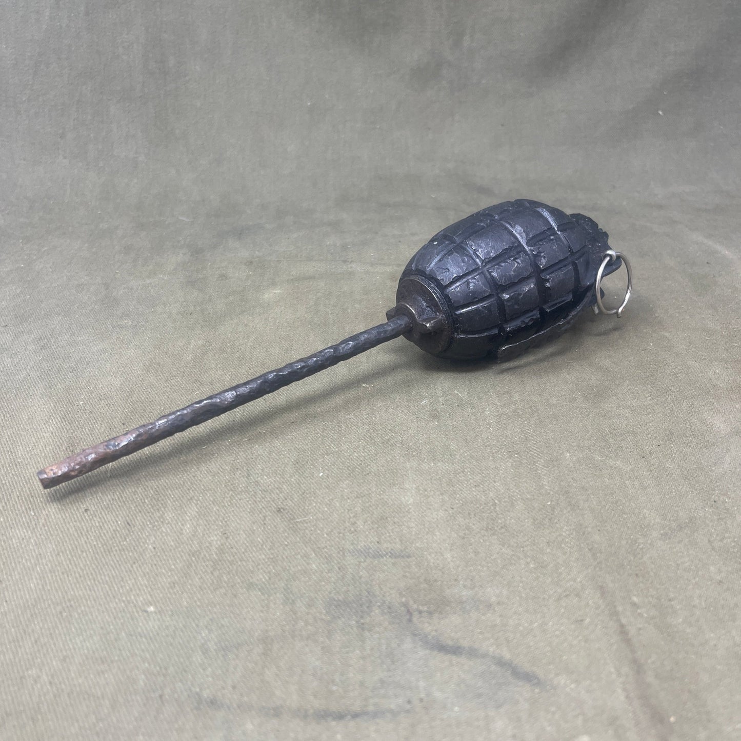 WW2 British NĀ° 36 Mills Grenade with 1943 Dated Base.