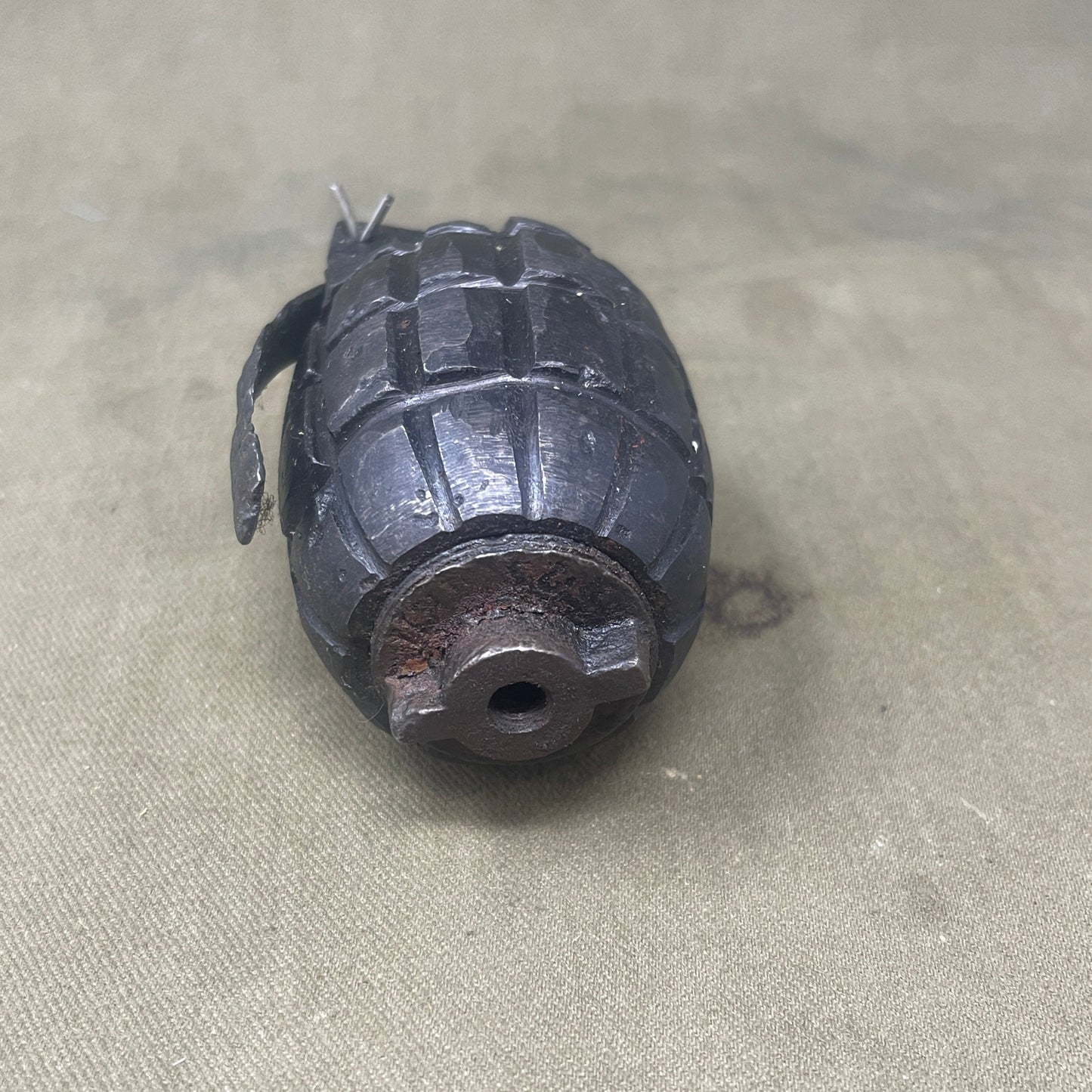 WW2 British NĀ° 36 Mills Grenade with 1943 Dated Base.
