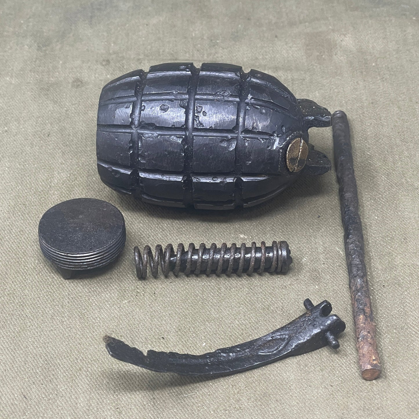 WW2 British NĀ° 36 Mills Grenade with 1943 Dated Base.