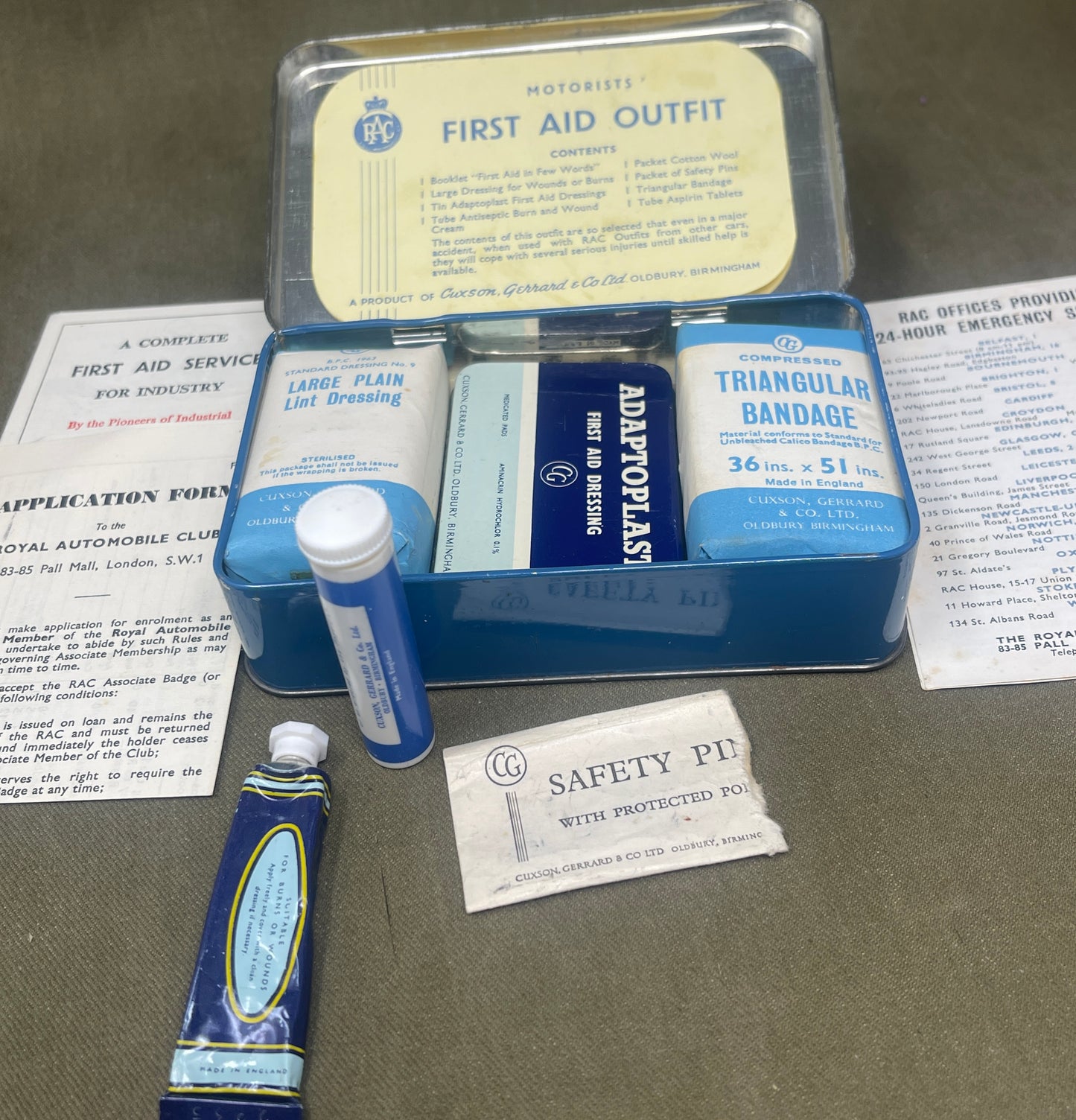 Original Vintage RAC Motorists First Aid Kit – Complete