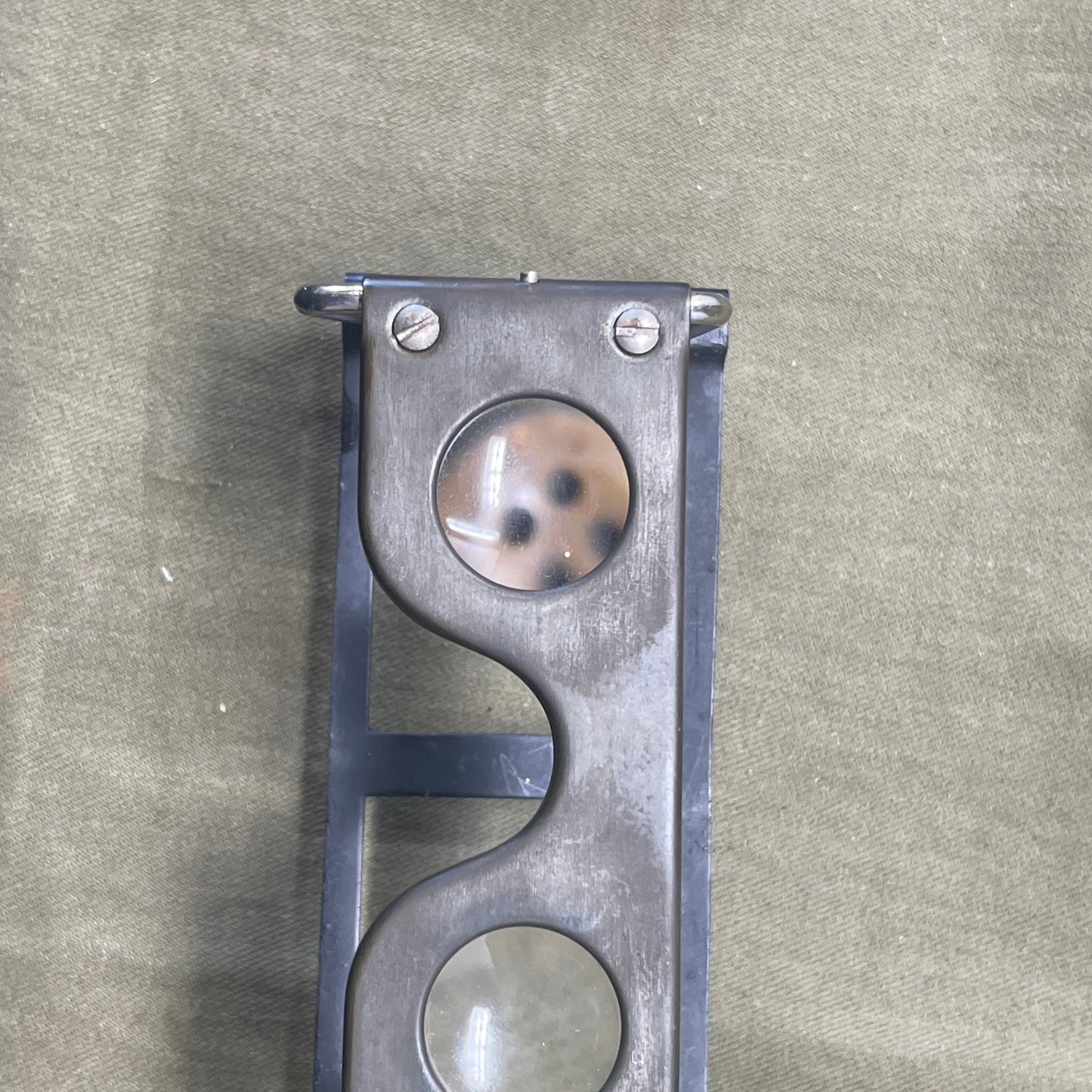 "Original WW2 Air Ministry Stereoscope, Type D β Stores Reference 14B/746 β Authentic Military Reconnaissance Equipment"