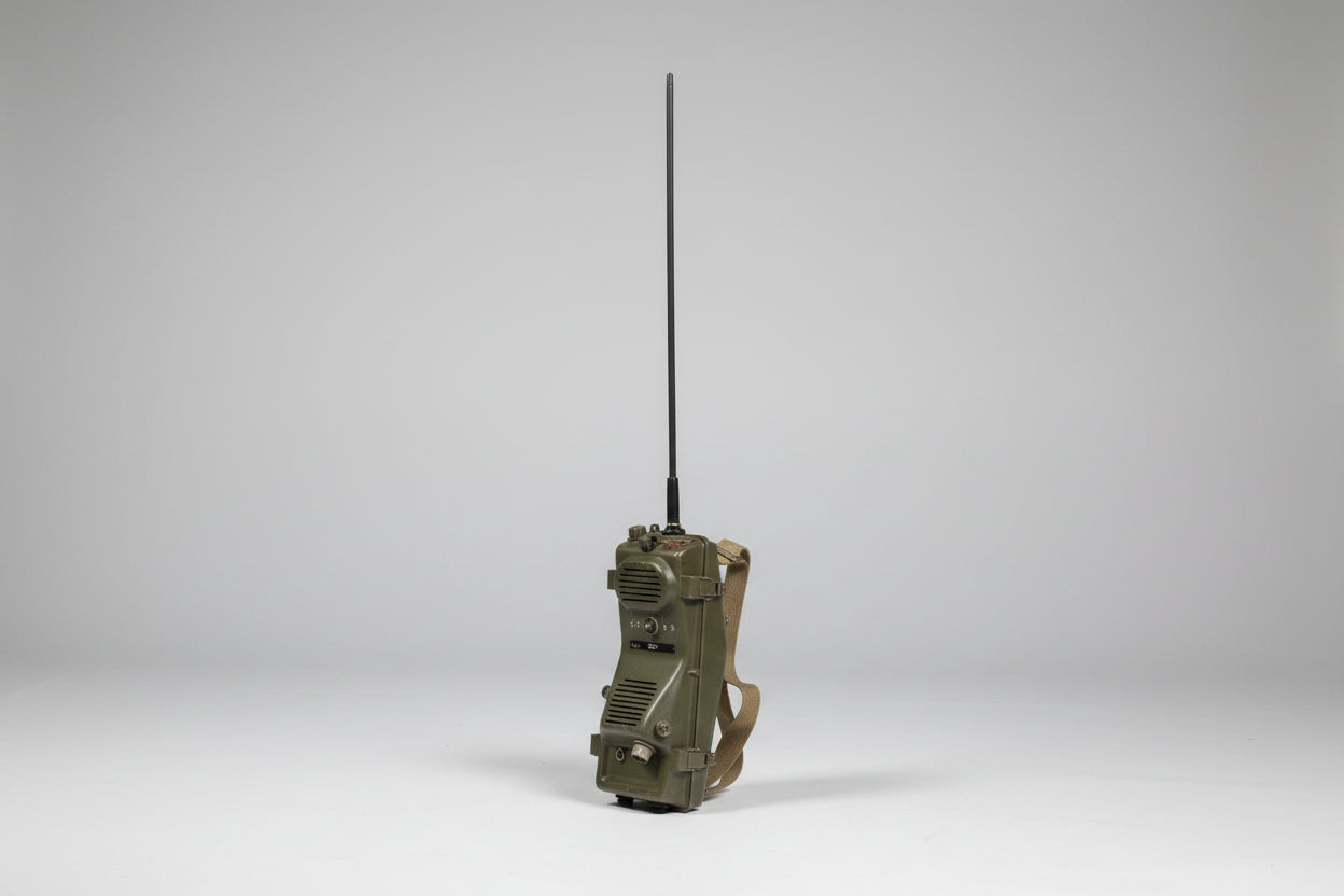 French TR-PP-8 Military Handie-Talkie Radio – AN/PRC-6 Type – Cold War Era