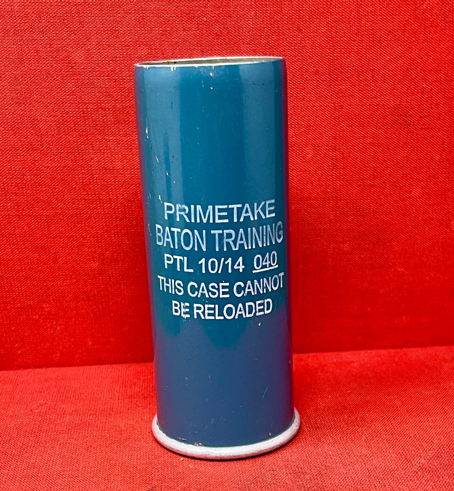 1 x Inert/ Display β . 37mm Baton Round