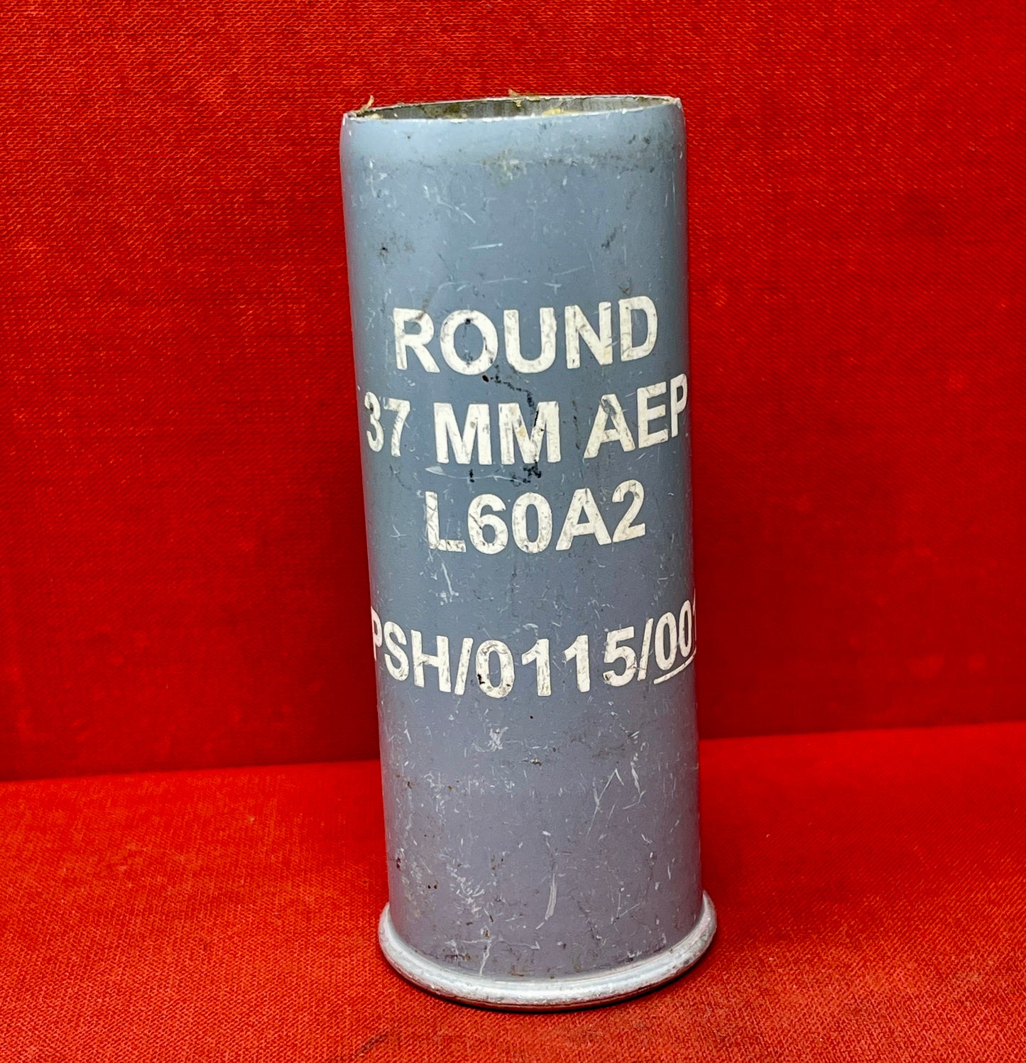 1 x Inert/ Display β . 37mm Baton Round