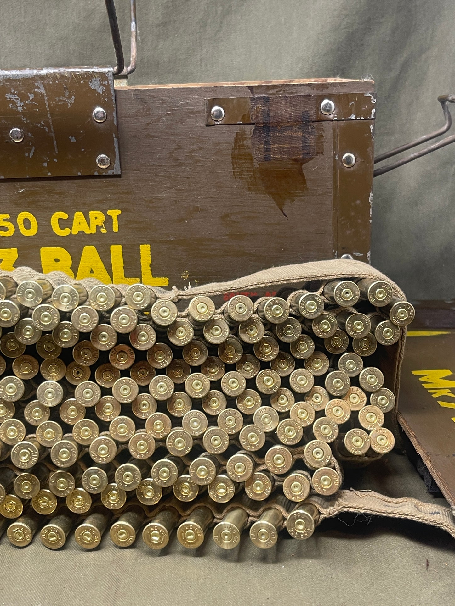 1 x South African Ammunition Box containing a 250 Rnd's 303 Vickers Machine Gun Belt