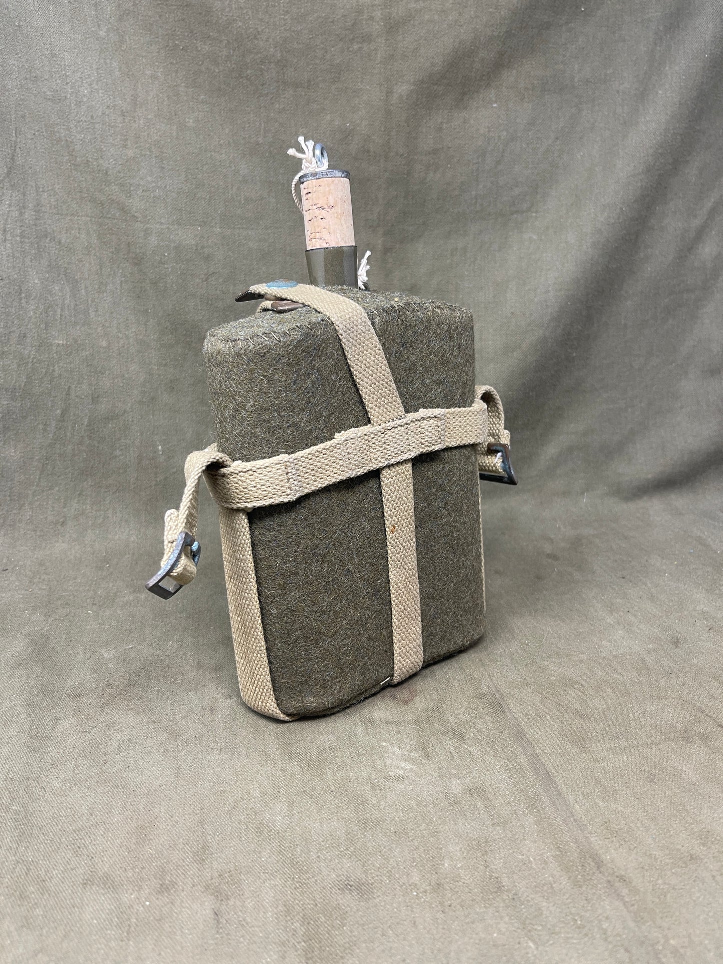 Original British Army WW2 1940 Water Bottle Execellent Condition