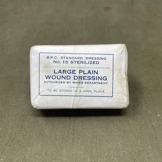WW2 B.P.C No 15 Large Plain Wound  Dressing