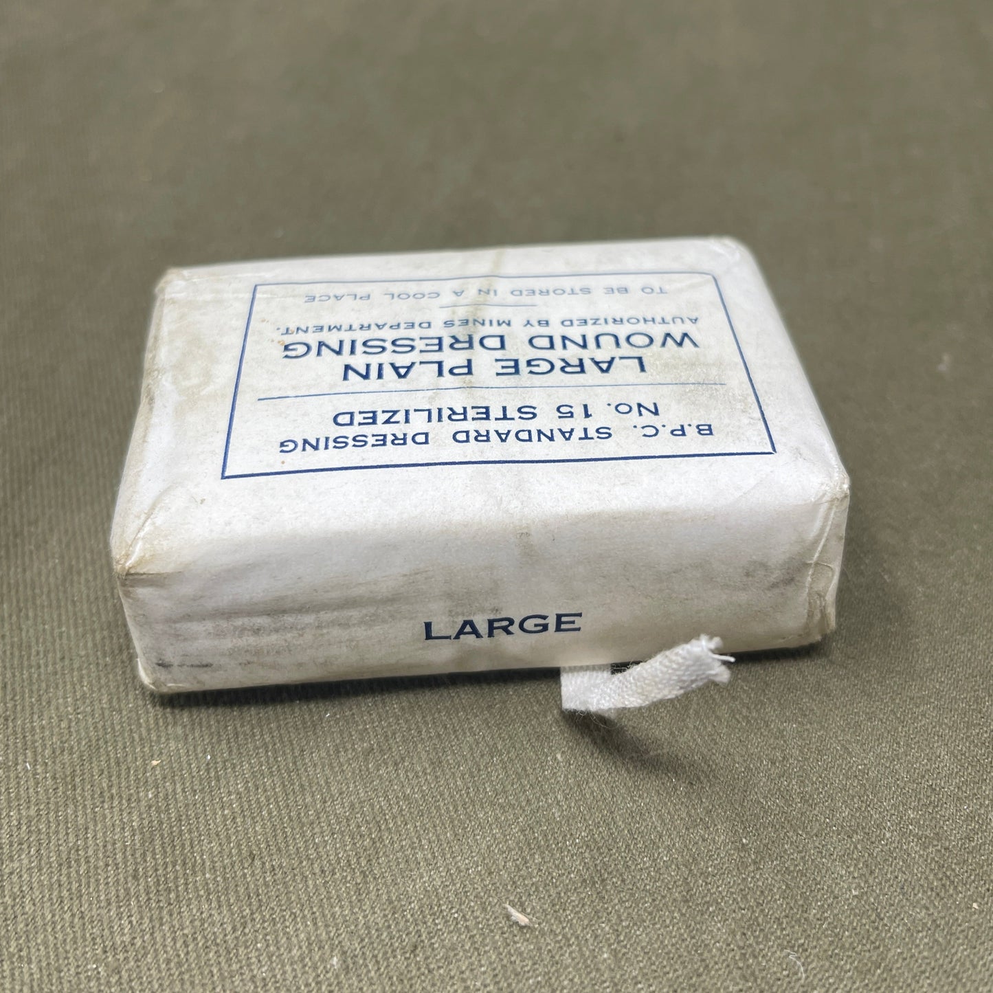 WW2 B.P.C No 15 Large Plain Wound Dressing