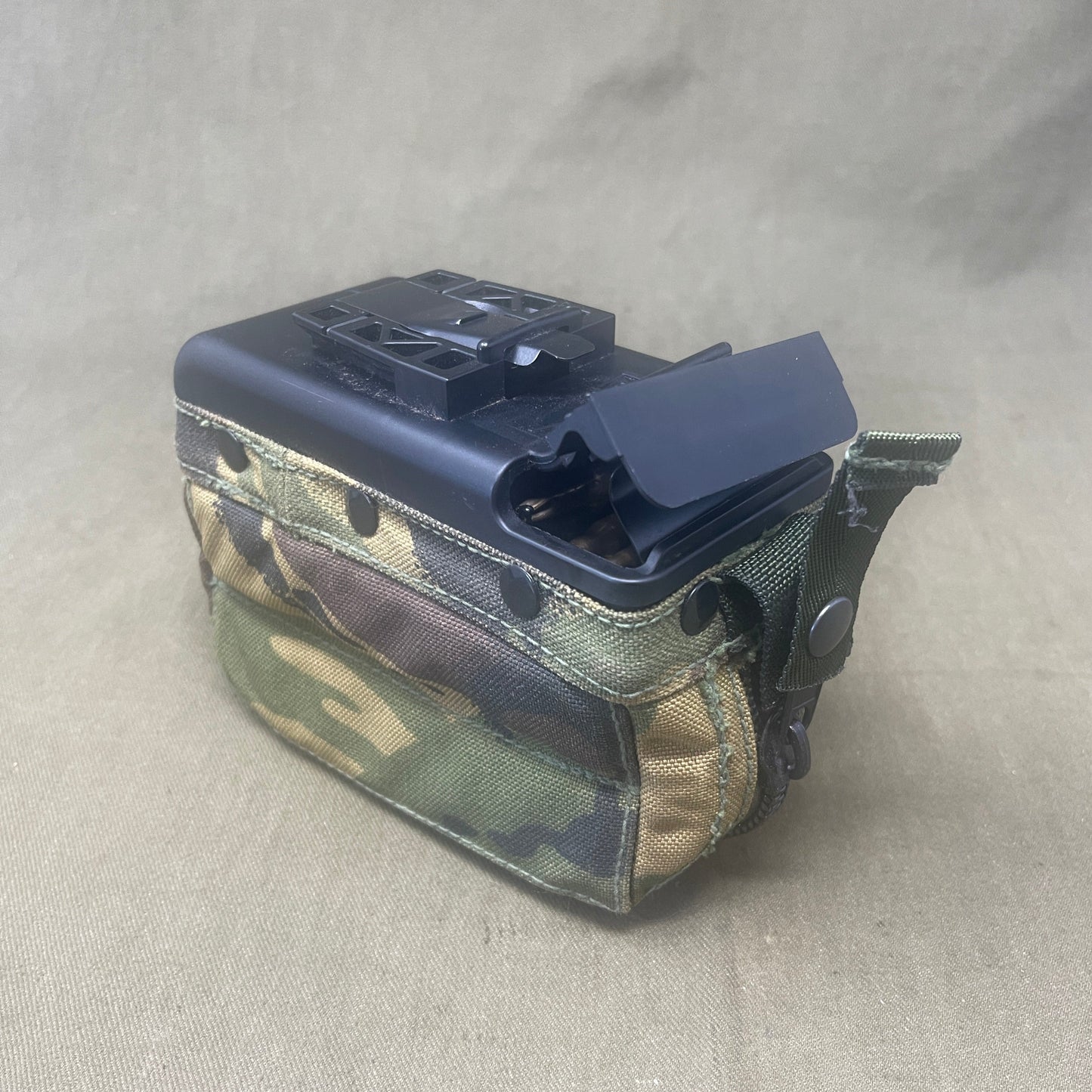 British 100 x 5.56 mm Blank DPM Minimi Ammo Pouch
