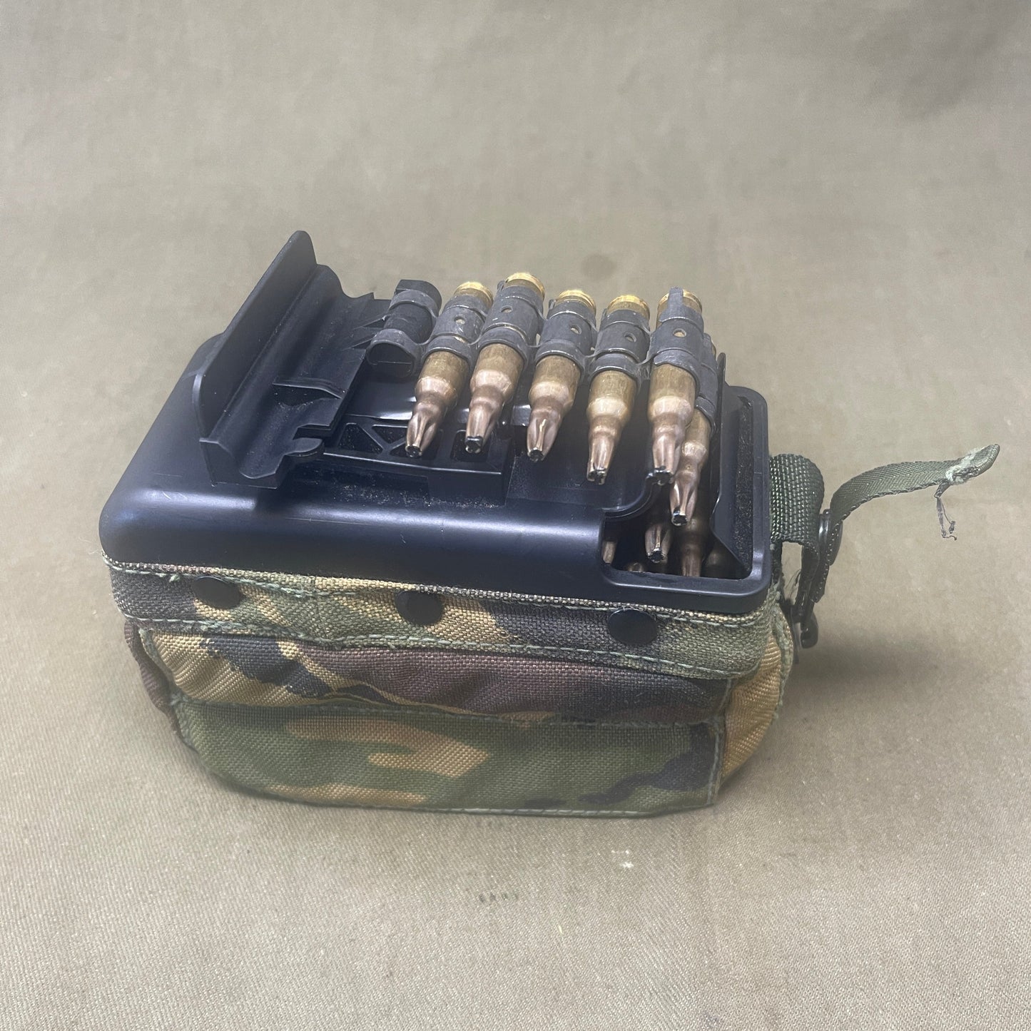 British 100 x 5.56 mm Blank DPM Minimi Ammo Pouch