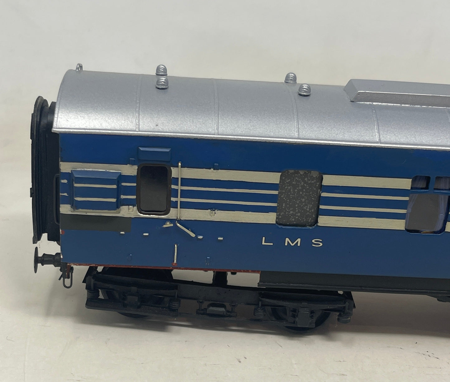 O Gauge LMS Coronation Scot Coach