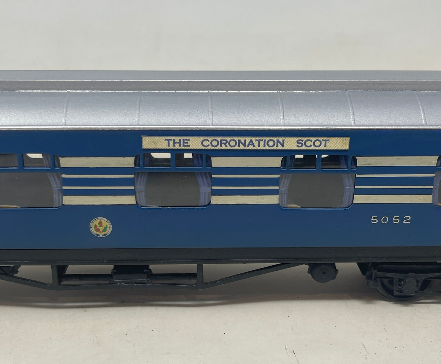 O Gauge LMS Coronation Scot Coach