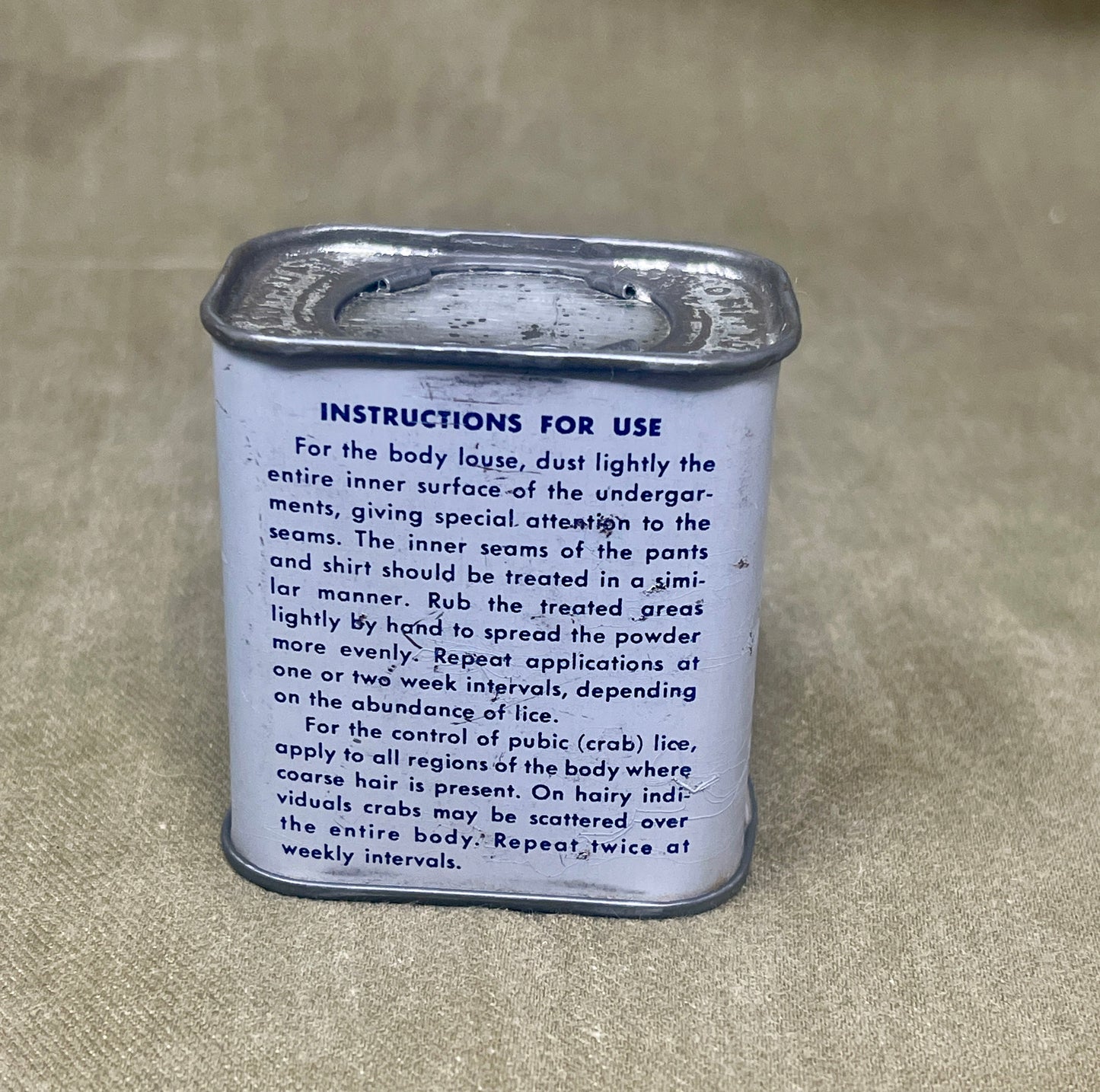 WW2 US Forces insecticide louse powder tin with contents