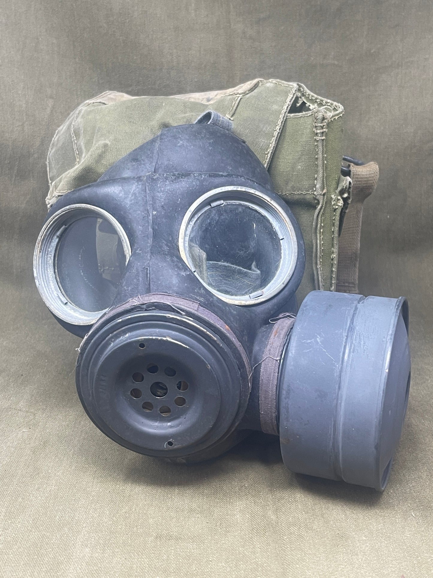 British WW2 Lightweight Respirator