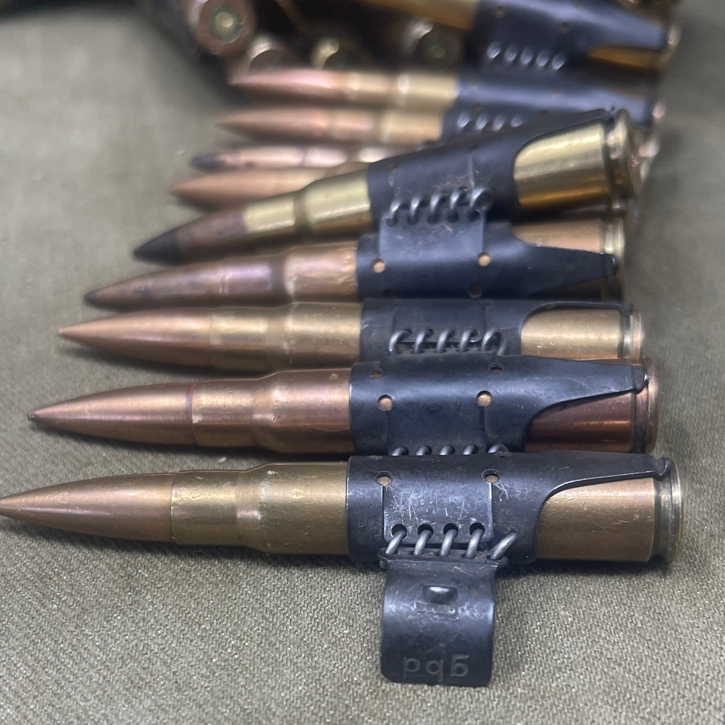 100 x INERT  WW2 Issued Wehrmacht 7.92  MG34 /MG42 Machine Gun Belt