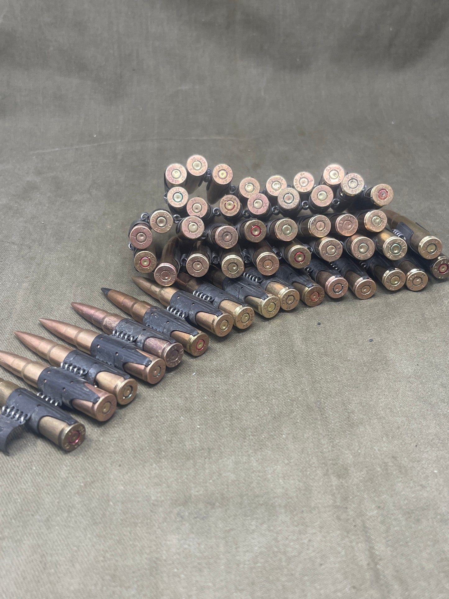 WWII Wehrmacht 50 x Inert 7.92mm MG34/MG42 Belt – Stamped, Belgian-Sourced, Rare Headstamps