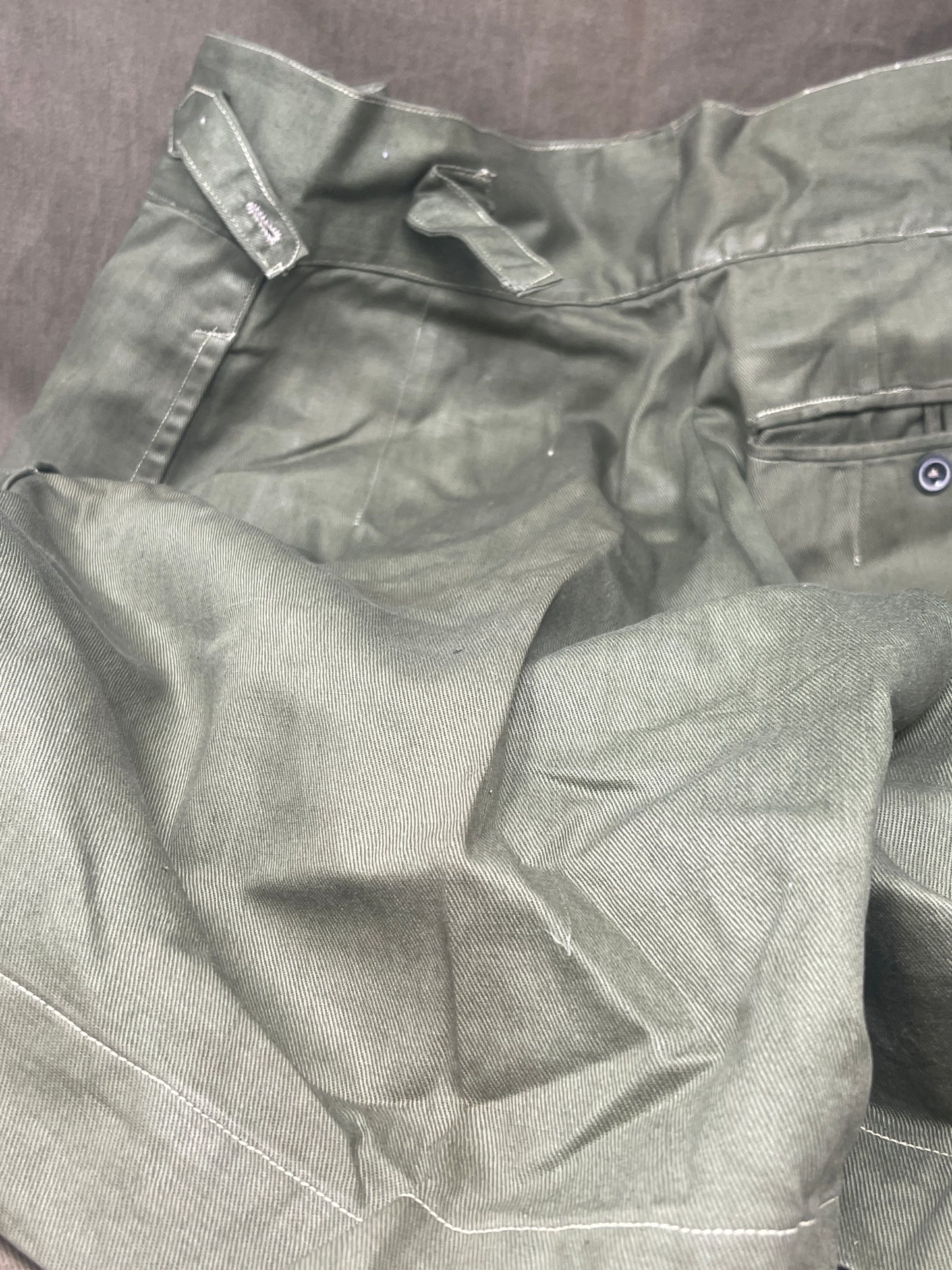 Original 1950s British Army Jungle Green Trousers Size 5 – Excellent Condition