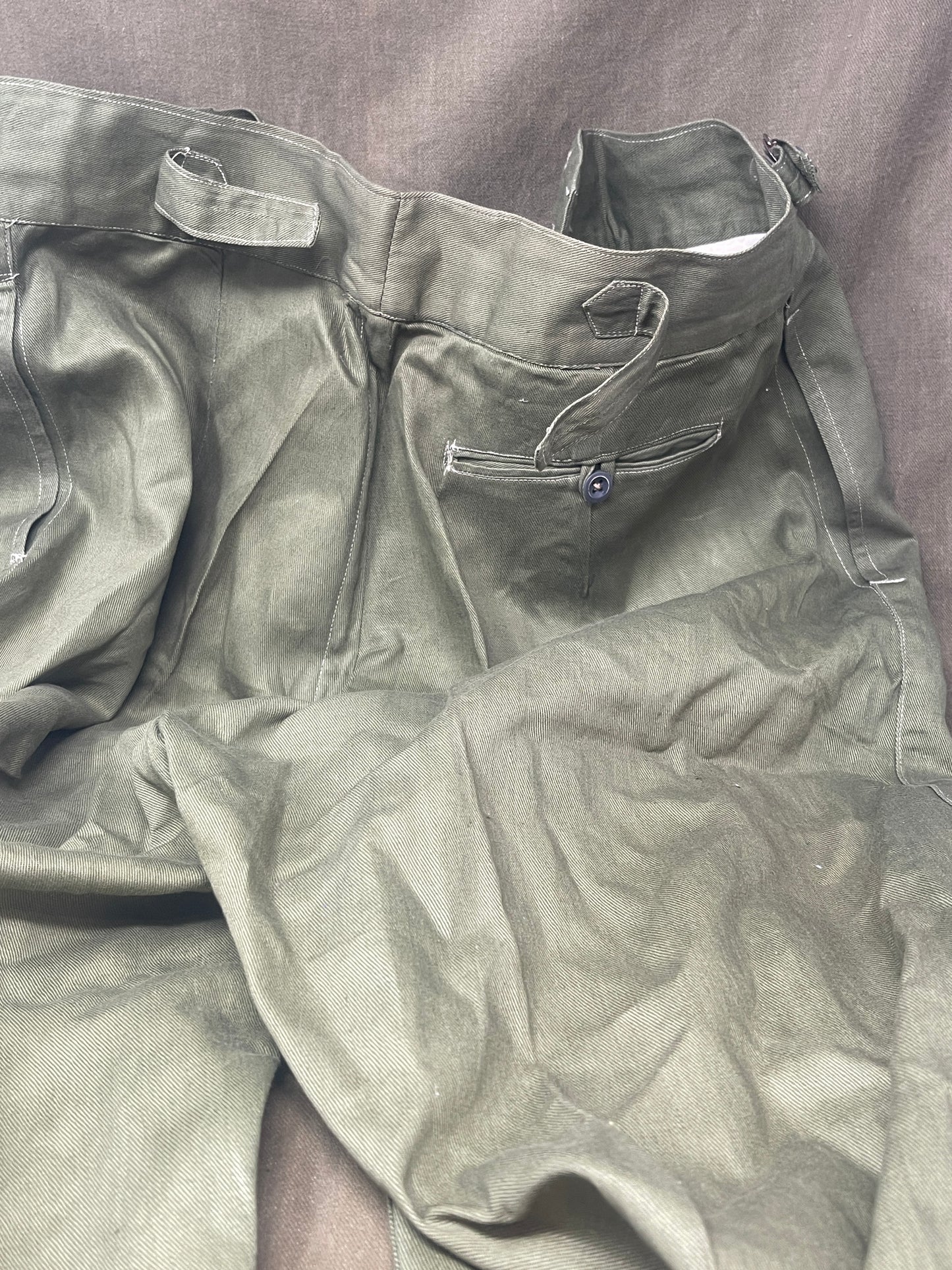 Original 1950s British Army Jungle Green Trousers– Excellent Condition