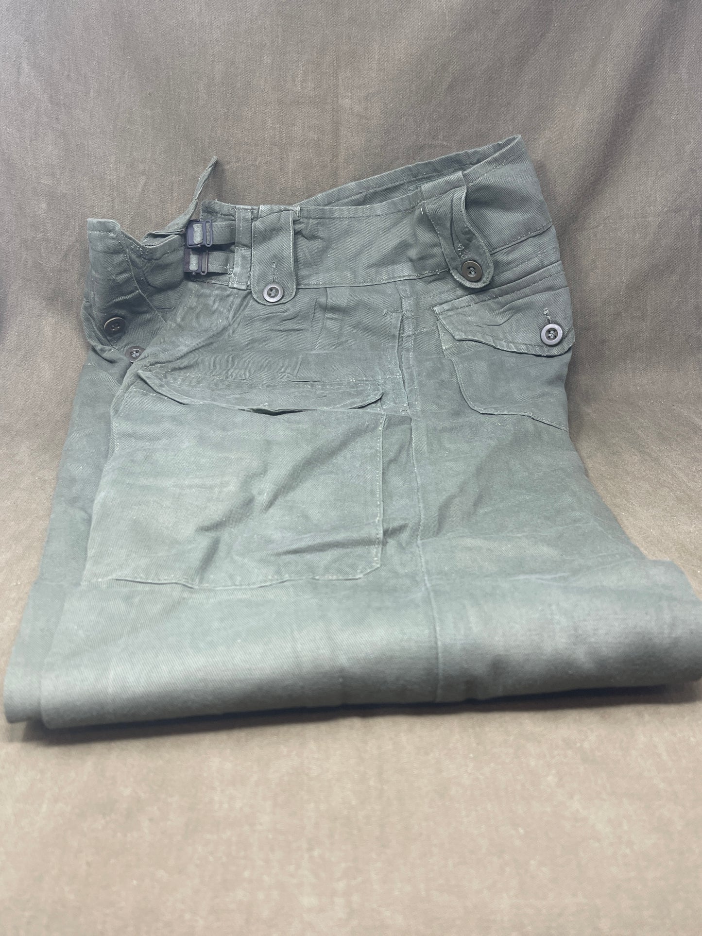 Original 1950s British Army Jungle Green Trousers– Excellent Condition