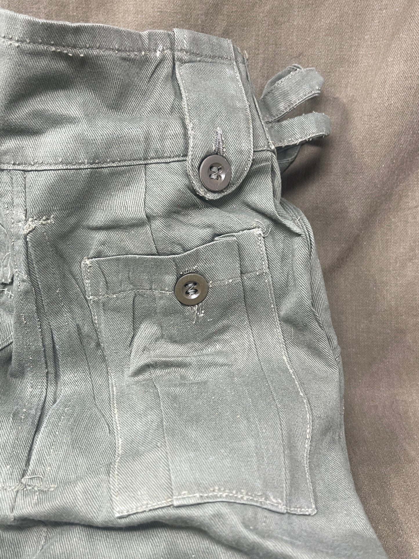 Original 1950s British Army Jungle Green Trousers– Excellent Condition