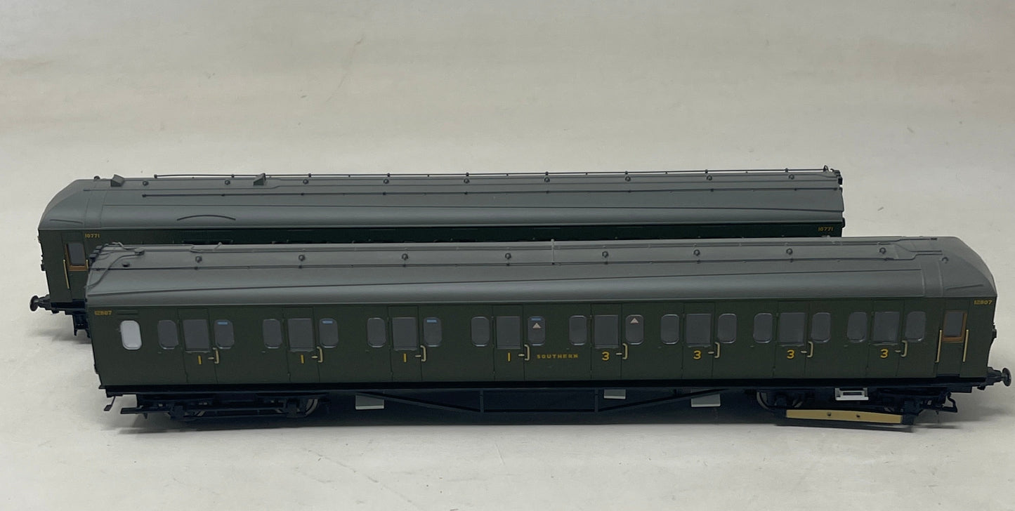 Hornby British Railway 2-BIL 2142