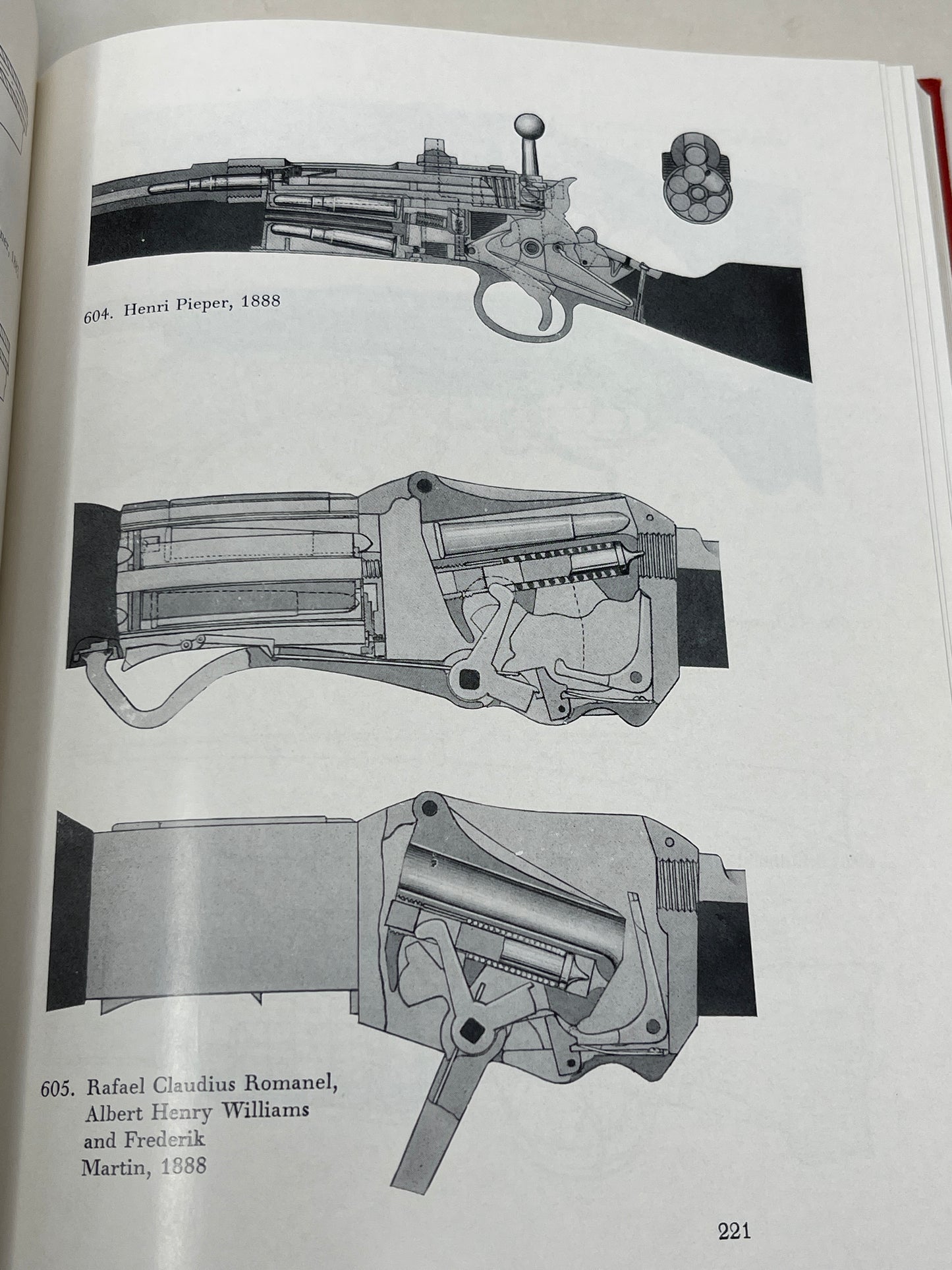 Firearms past and present. A complete review of firearm systems and their histories. Vol. 2: illustrated Hardcover β 1 Jan. 1973