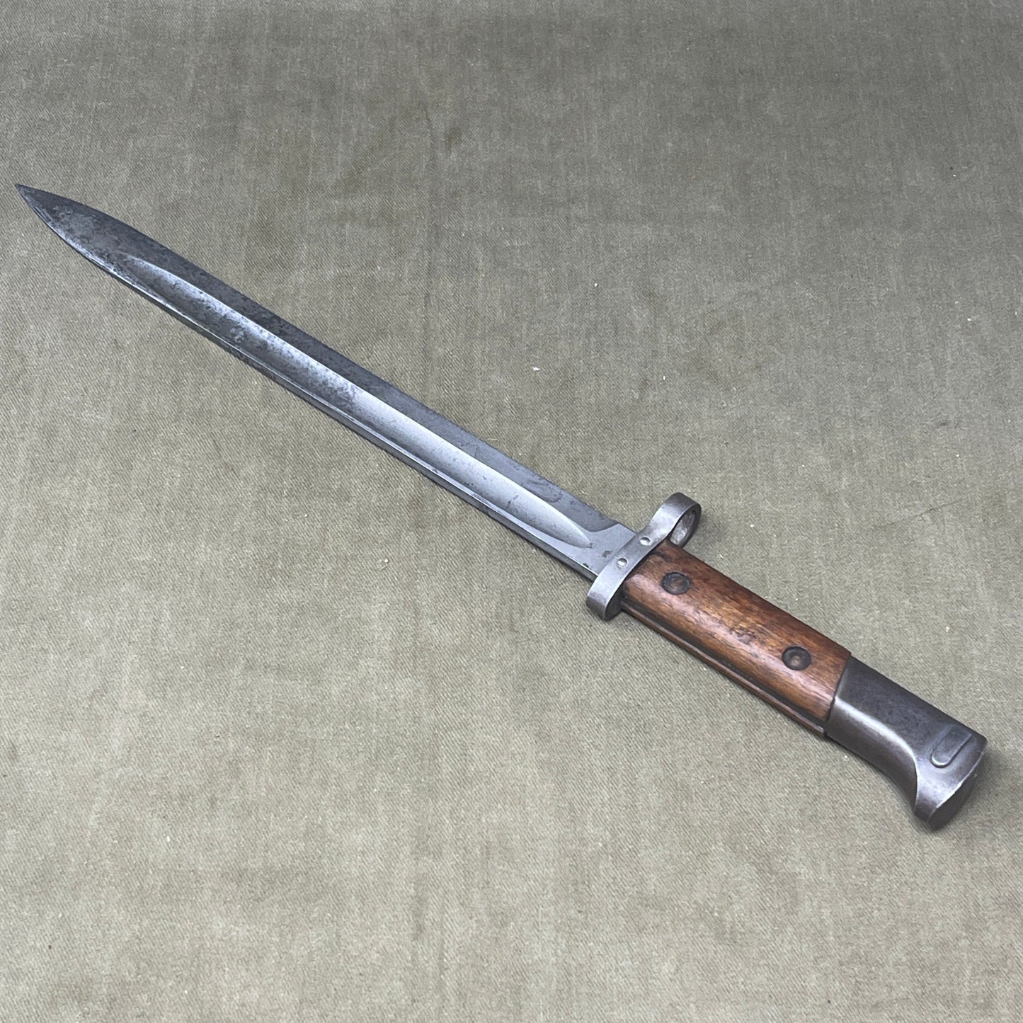 Czechoslovakian V-24 Bayonet & Scabbard