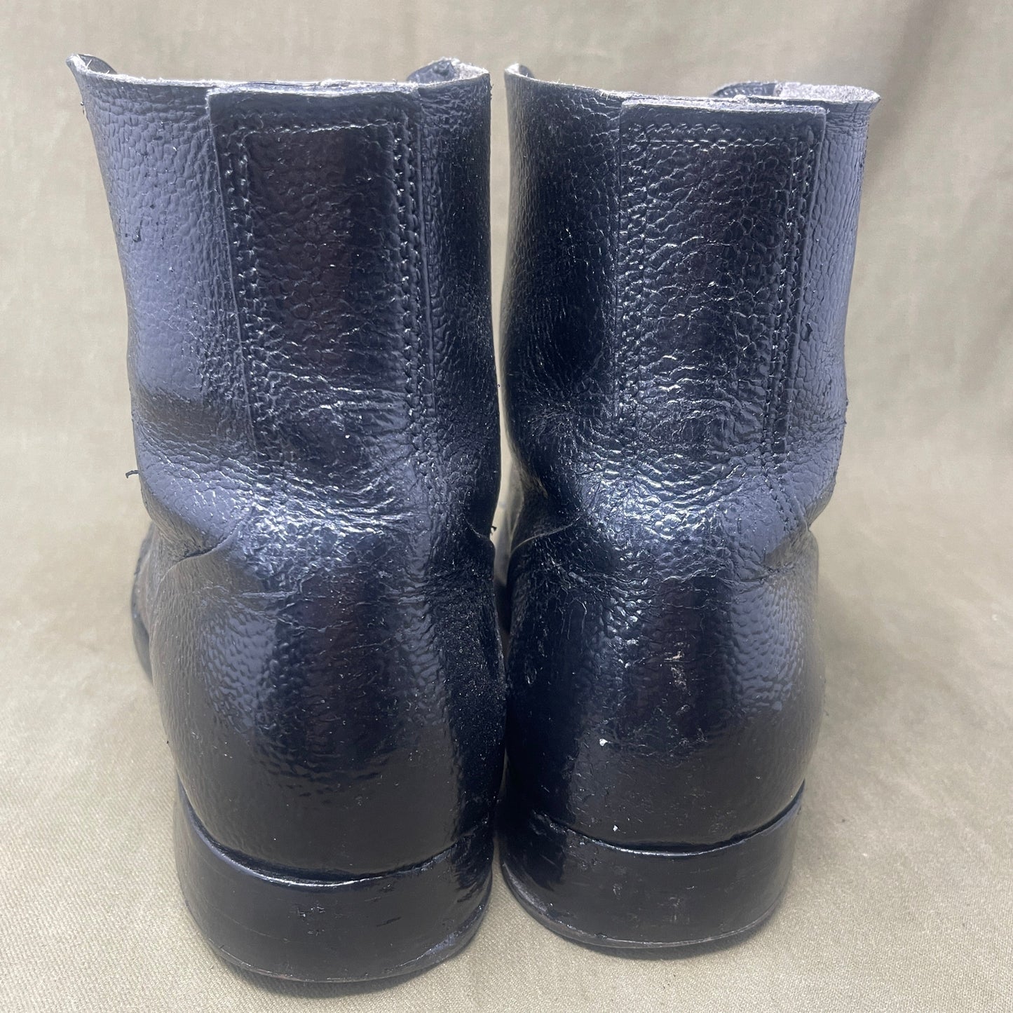 Original British Army Size 9 Pair of 1982 Dated Ammo Boots