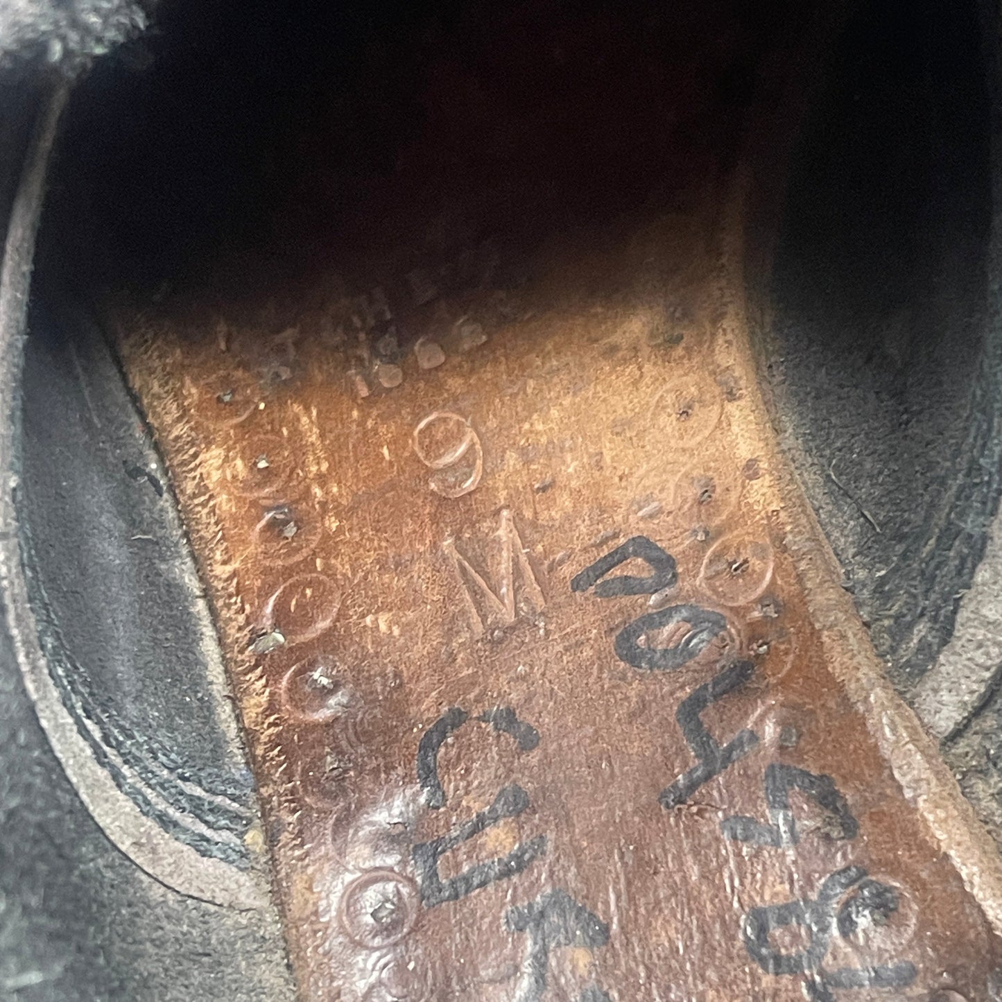 Original British Army Size 9 Pair of 1982 Dated Ammo Boots