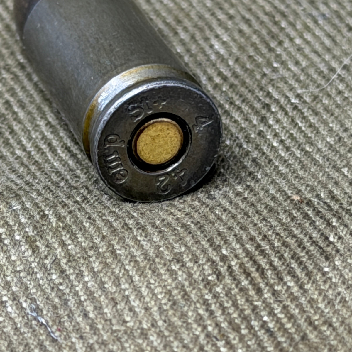 Original WW2 German 9mm Parabellum Cartridge – emp 1942 – Black Bullet – Inert