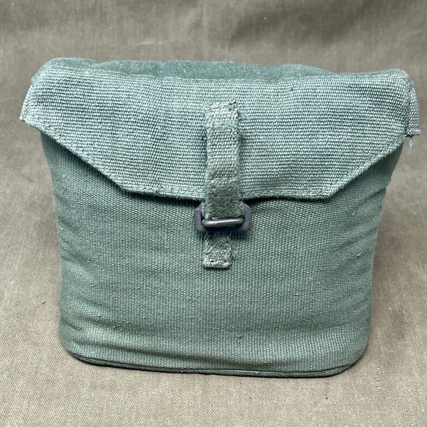 1943 British Binoculars Prism No.2 Mk III x6 – Taylor & Hobson with 1944 Jungle Case