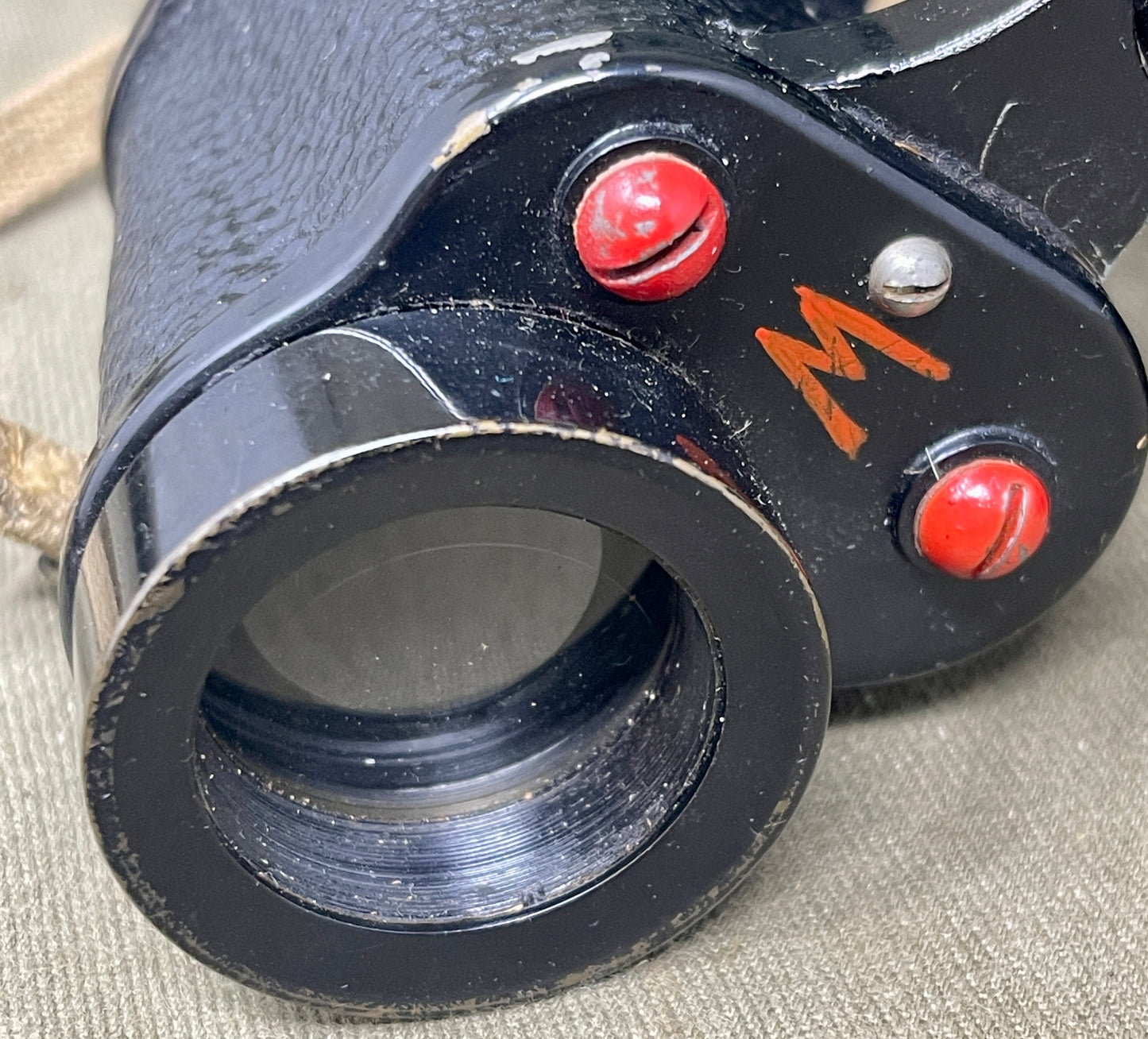 1943 British Binoculars Prism No.2 Mk III x6 – Taylor & Hobson with 1944 Jungle Case