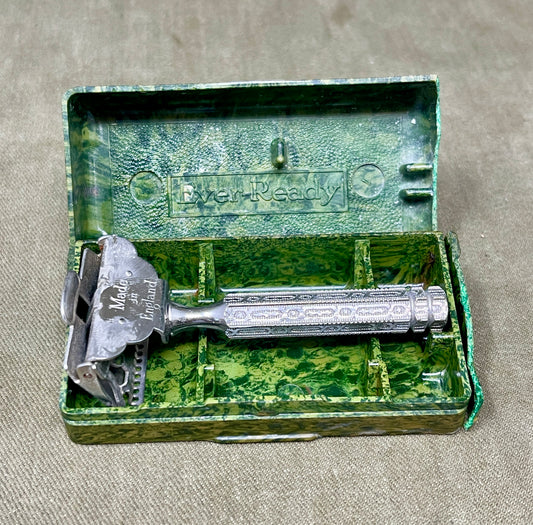 Cased Ever Ready 1912 Patent Safety Razor – Made in England, Excellent Working Order