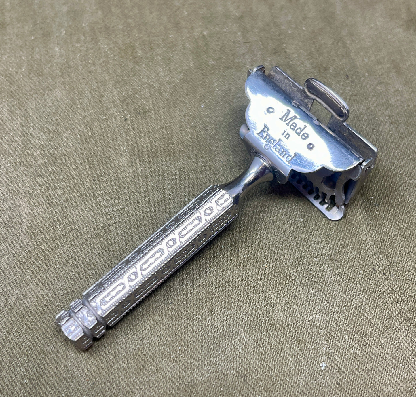 Cased Ever Ready 1912 Patent Safety Razor – Made in England, Excellent Working Order