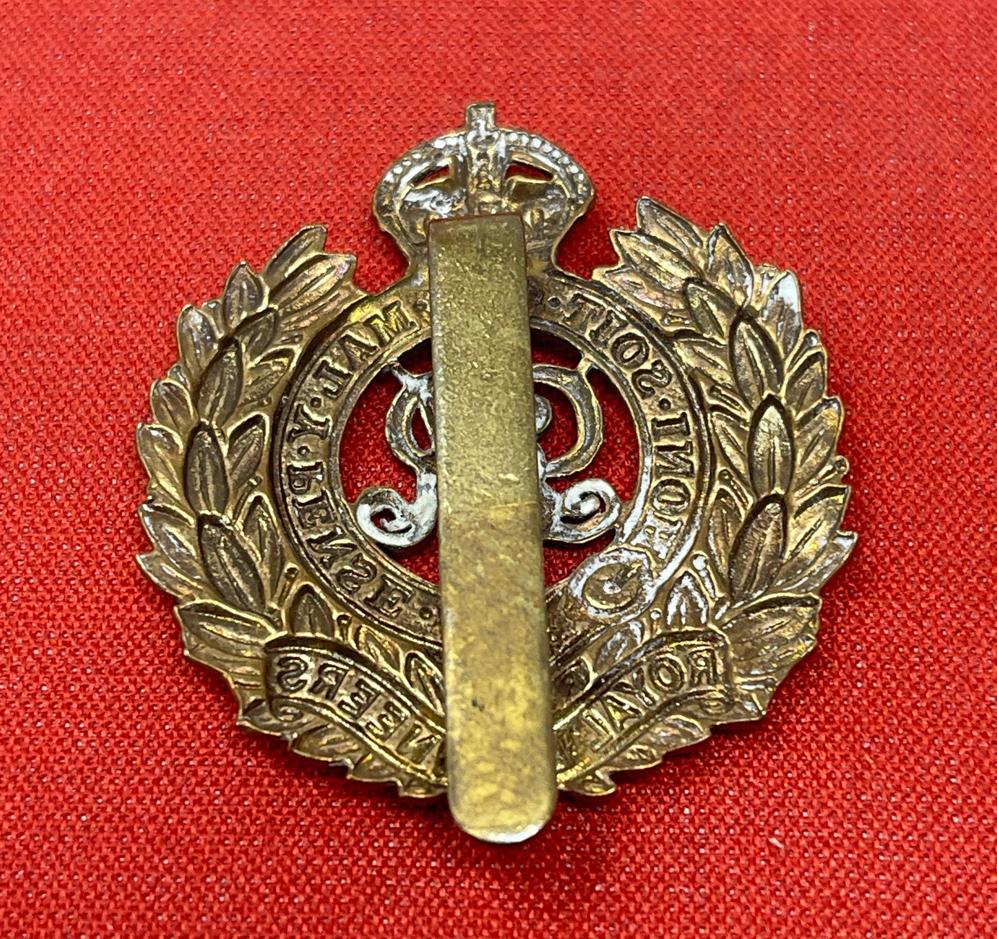 WWII Royal Engineers Brass Cap Badge