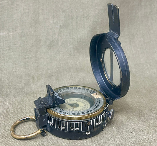 WWII British Prismatic Compass – 1944 T.G. Co Ltd, London NoB 3106638