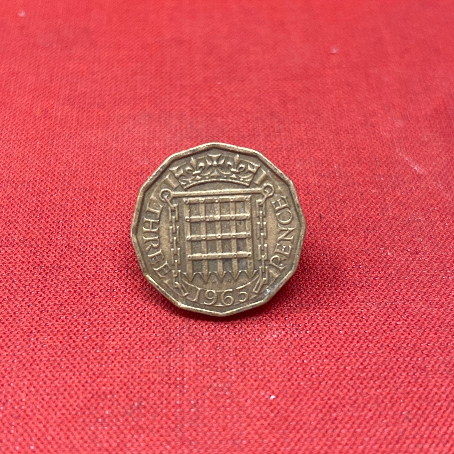 Queen Elizabeth II 1965 Threepence Coin