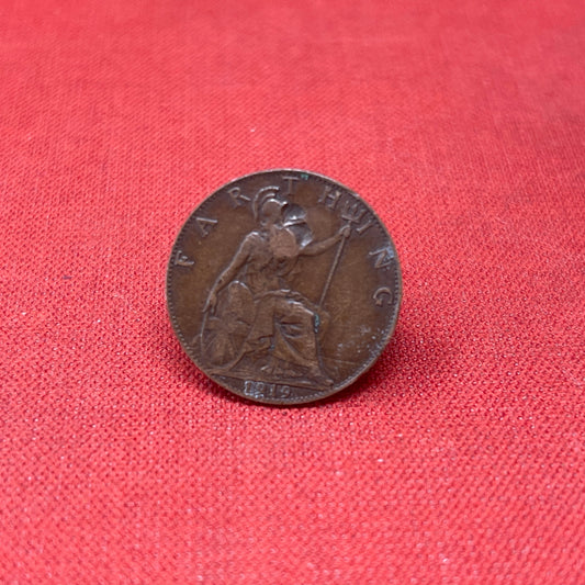 Discover the King George V Farthing, minted from 1911 to 1936. Featuring the iconic Britannia design and King George V's portrait, these historic bronze coins are perfect for collectors and history enthusiasts.