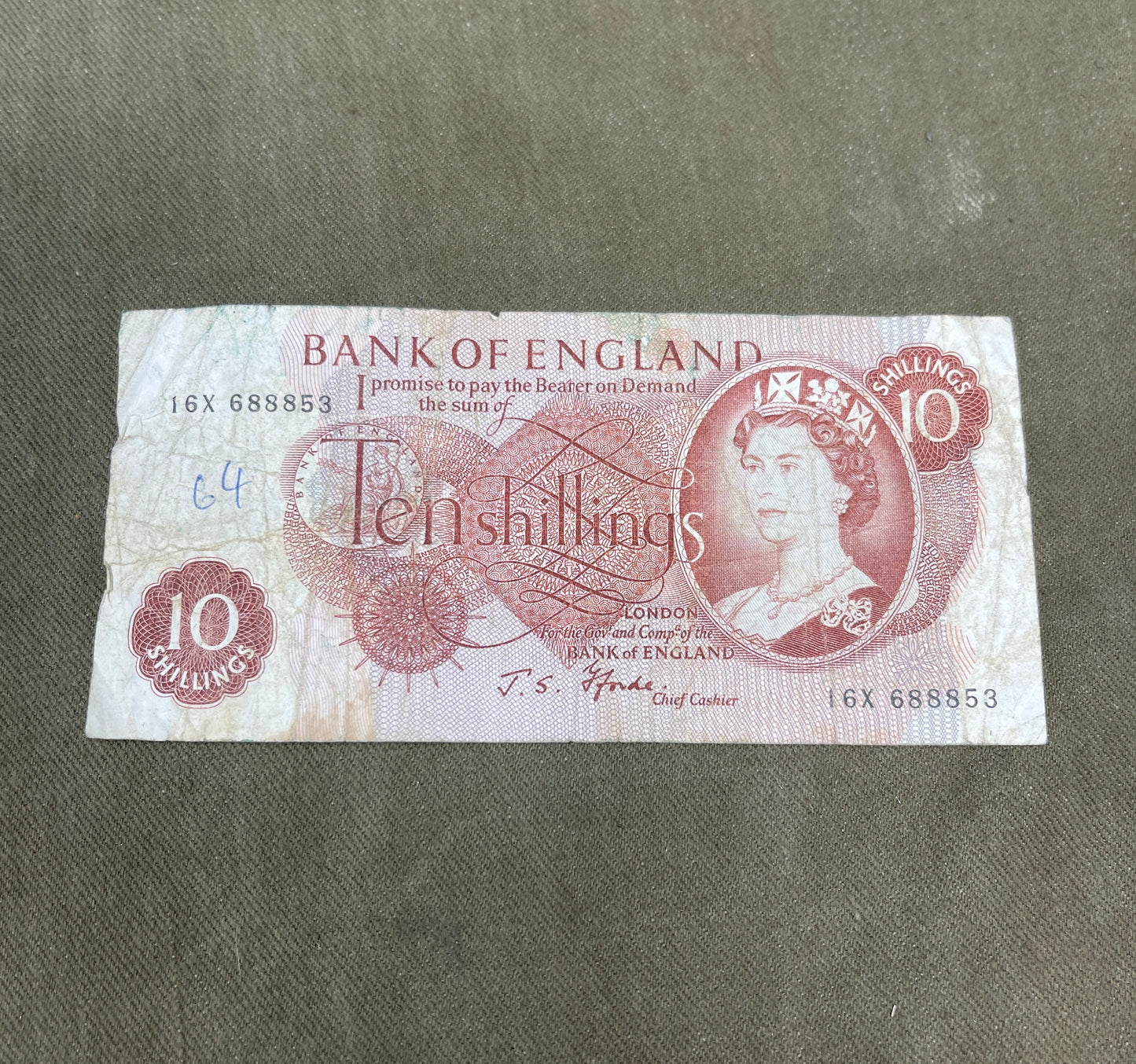 This selection features original Bank of England 10 Shilling notes signed by J.S. Fforde, catalogued as Dugg B309 in the English banknote series. Issued between 1967 and 1970, these notes are iconic pieces of British pre-decimal currency, bearing the classic Britannia design and red-brown colouring. Each note in this lot is in circulated (used) condition, showing varying degrees of wear, creasing, and edge softening typical of handling and circulation. Despite this, the notes remain clear and legible, with