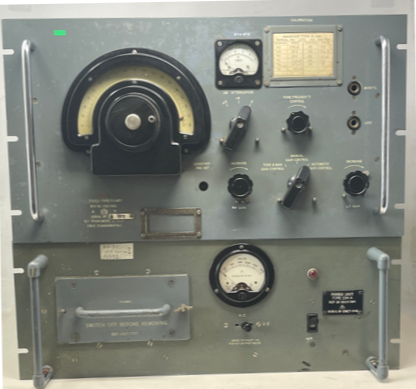 Air Ministry RAF R1132 Receiver Set with R1139 Power Supply