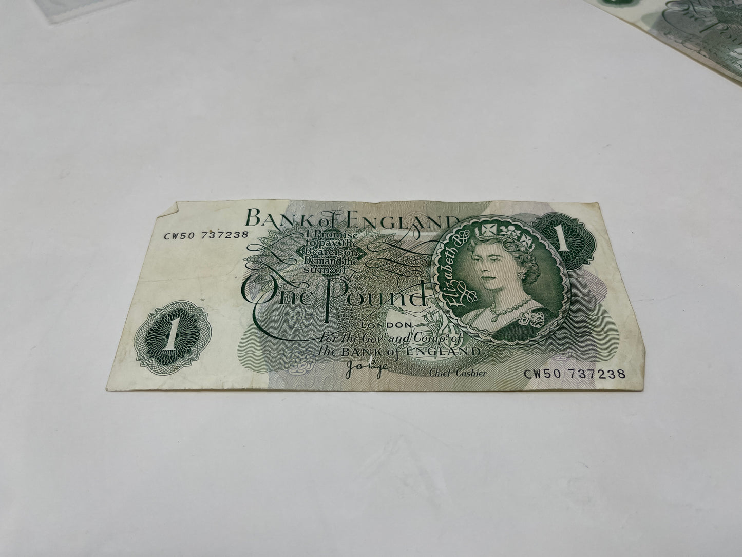 Bank Of England £1 Banknote - Chief Cashier J B Page