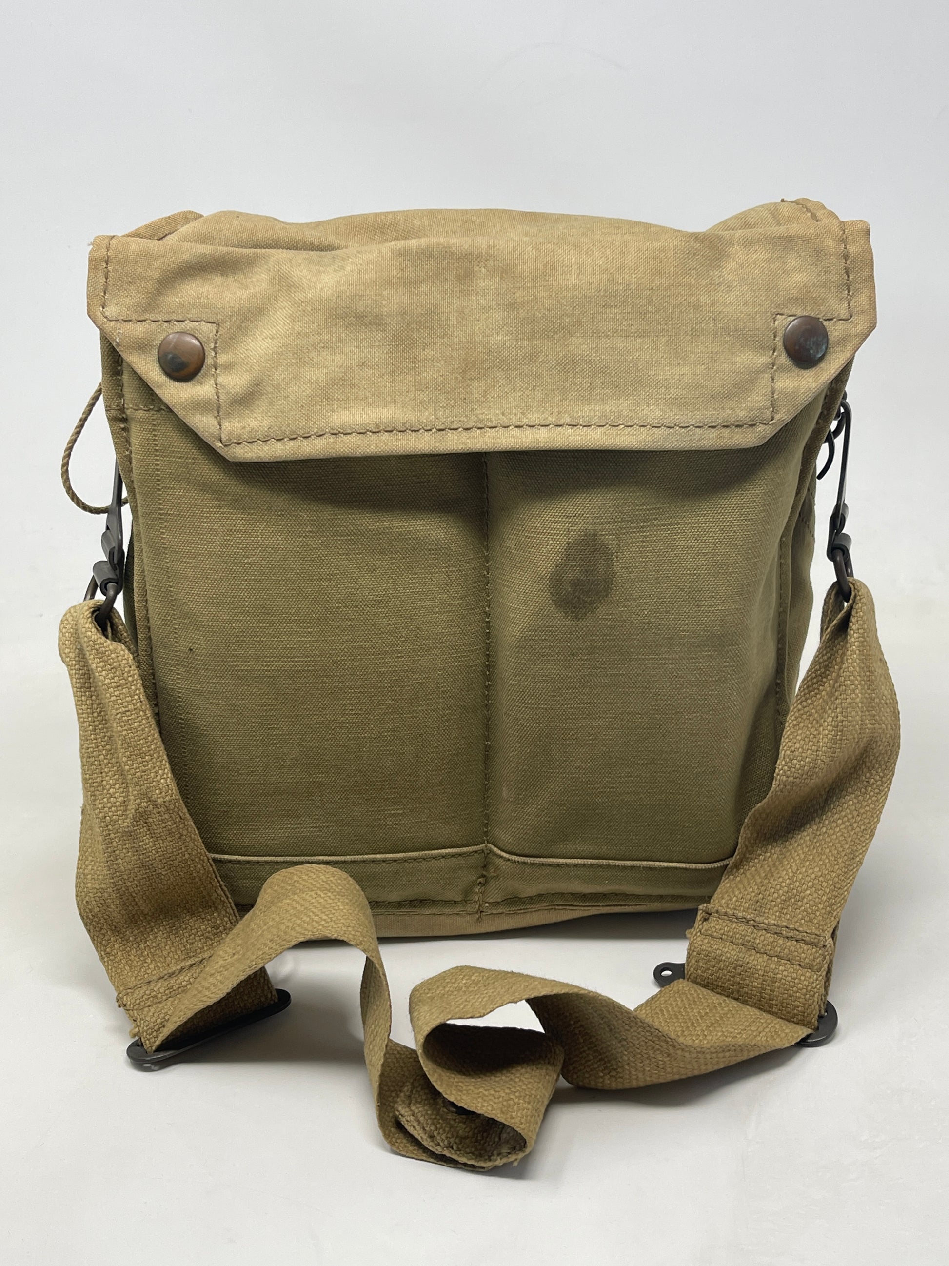 British Respirator, Anti-Gas, General Service, Mk V & Haversack, Mk VI: