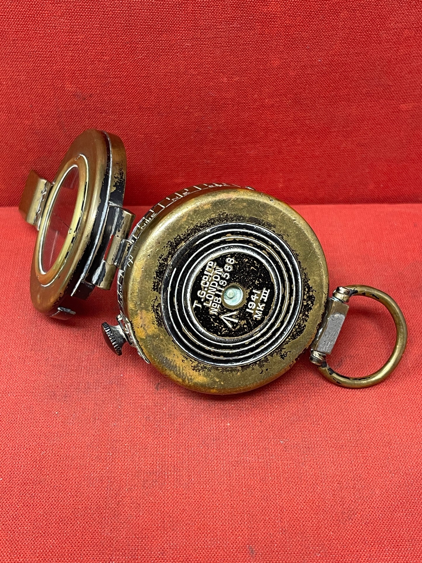 WW2 1941 Dated British Officers MkIII Brass Compass