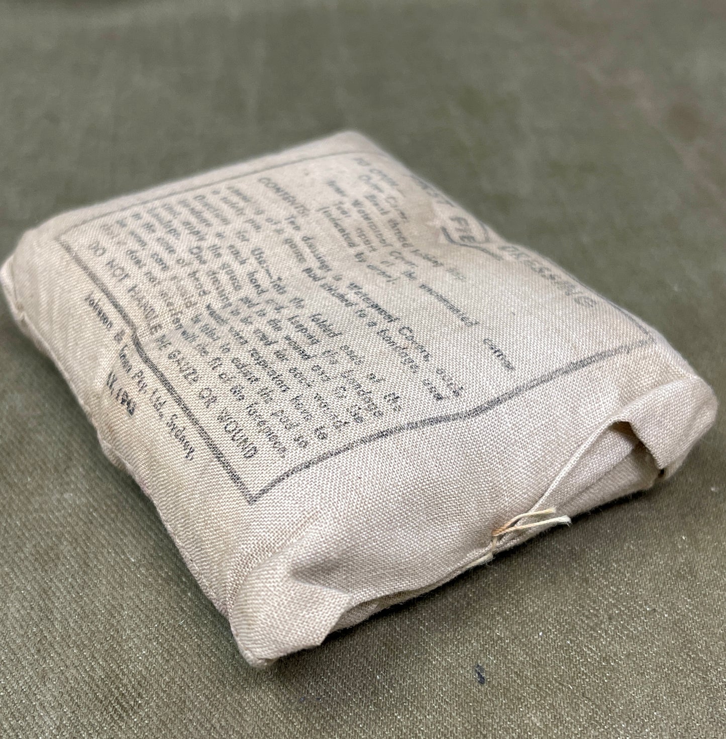 Original 1943 Australian First Field Dressing – Johnson & Johnson Sydney