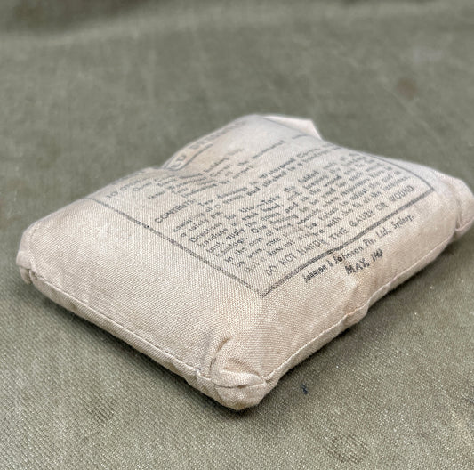 Original 1943 Australian First Field Dressing – Johnson & Johnson Sydney