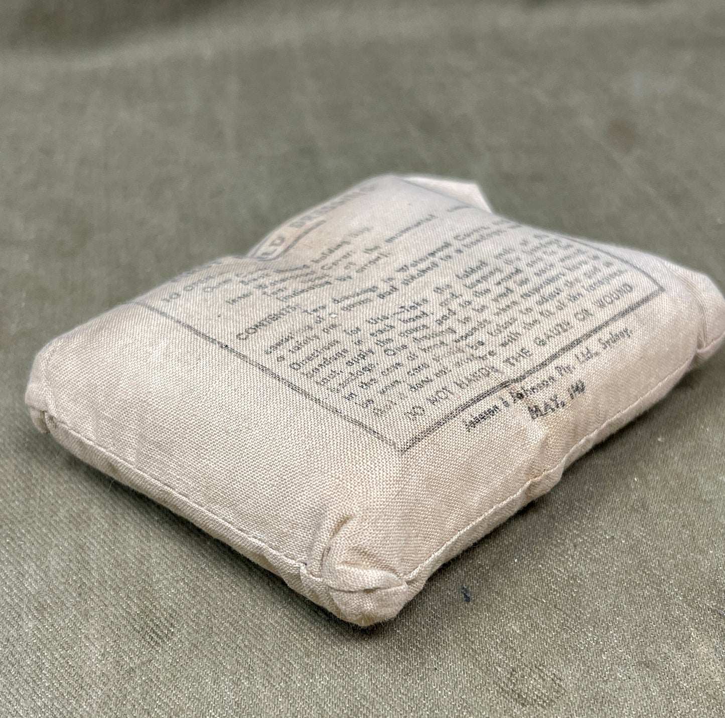 Original 1943 Australian First Field Dressing – Johnson & Johnson Sydney